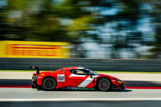 #52 - AF Corse - Louis MACHIELS - Jef MACHIELS - Andrea BERTOLINI - Ferrari 296 GT3 - BRONZE, FGTWC
 | © SRO - TWENTY-ONE CREATION | Jules Benichou