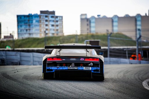 #25 - Sainteloc Junior Team - Patric NIEDERHAUSER - Erwan BASTARD - Audi R8 LMS GT3 EVO II - PRO
 | © SRO - TWENTY-ONE CREATION | Jules Benichou