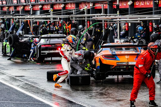 #28 - Nova Race - Leonardo MONCINI - Jacopo GUIDETTI - Honda NSX GT3 - SILVER, Race 2
 | © SRO / Patrick Hecq Photography