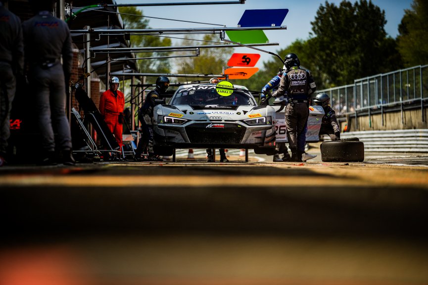 #26 - Sainteloc Junior Team - Simon GACHET - Paul EVRARD - Audi R8 LMS GT3 EVO II - GOLD, FGTWC, Pitlane, Race 1
